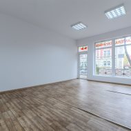 Lokal na sprzedaż