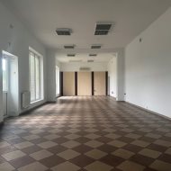 Lokal na sprzedaż
