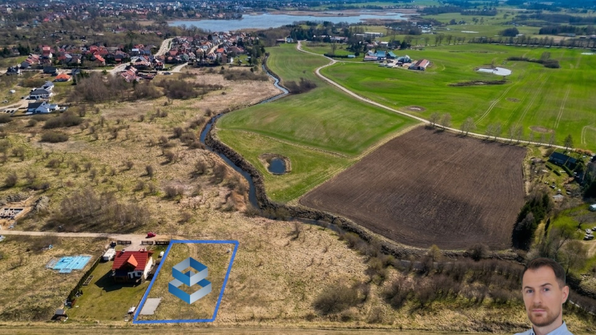 Działka na sprzedaż