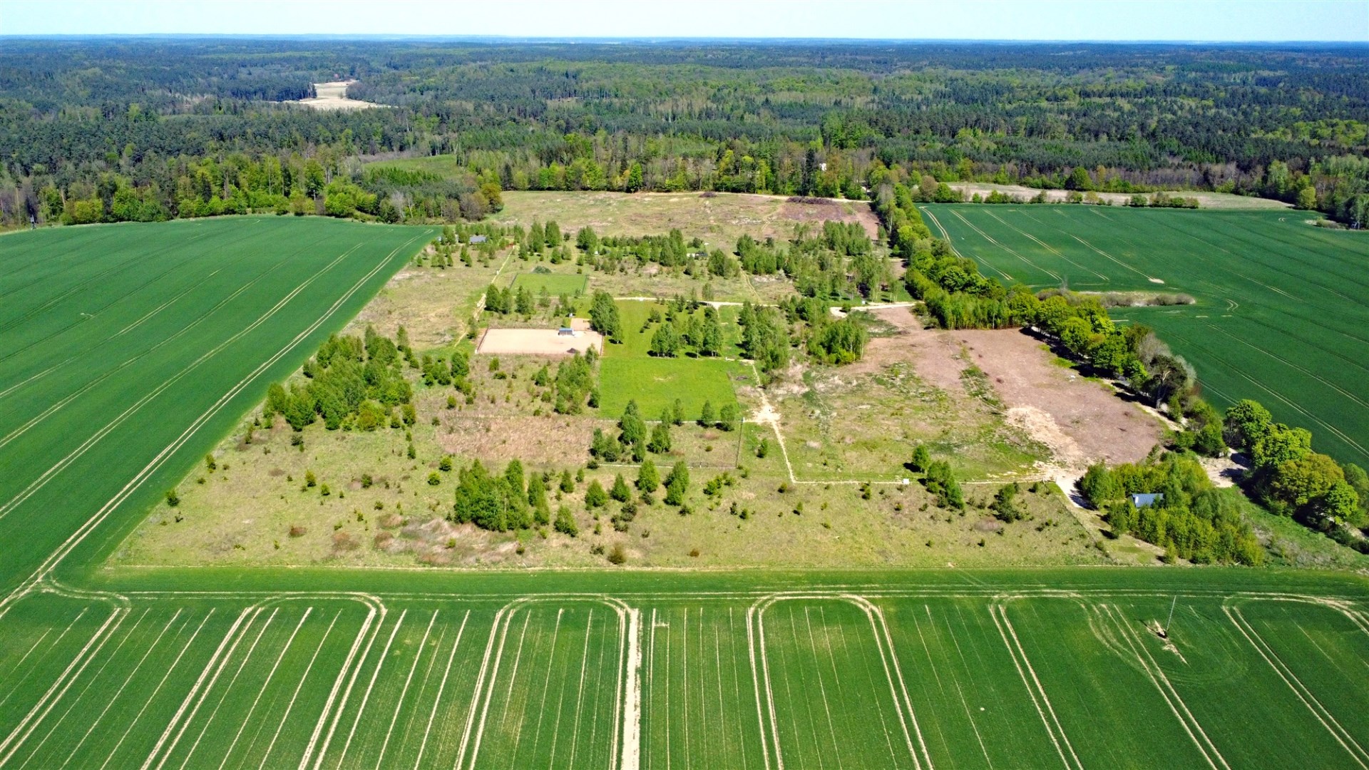 Działka na sprzedaż