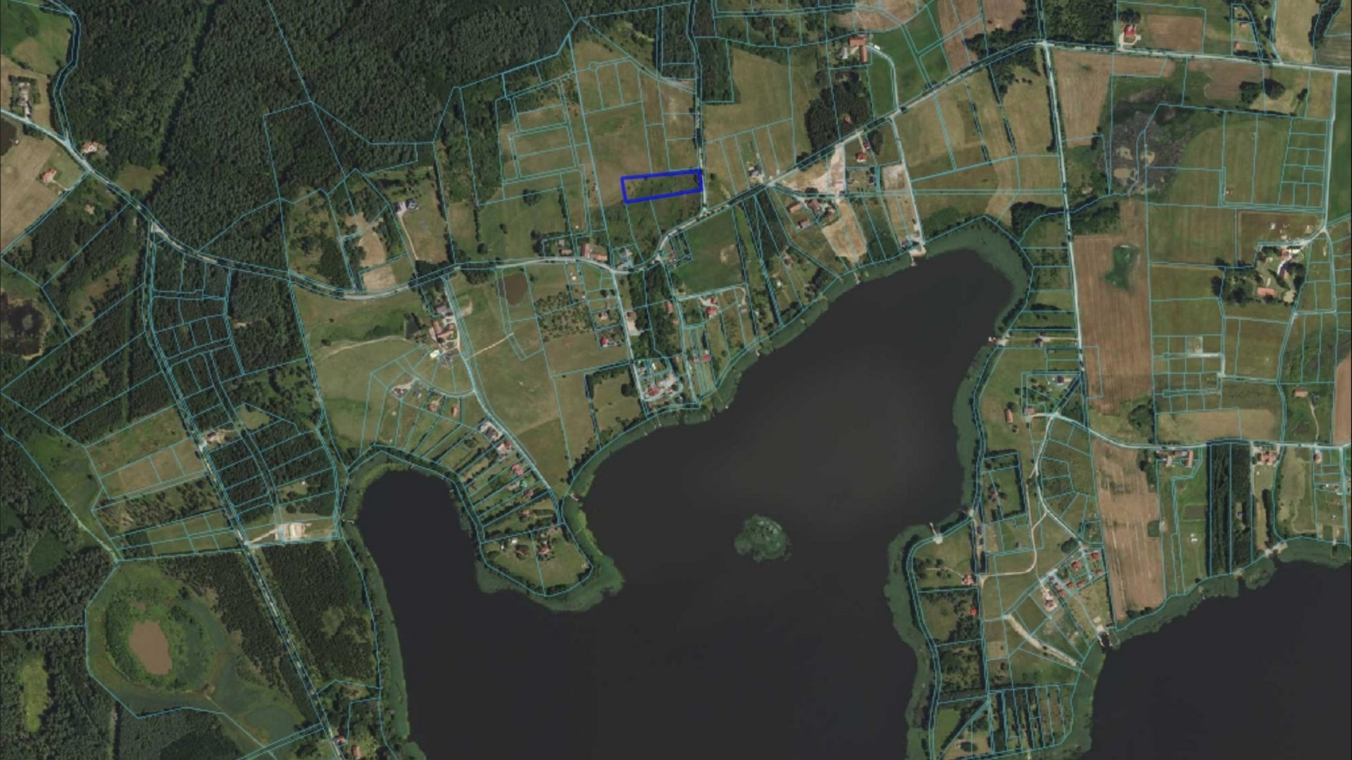 Działka na sprzedaż