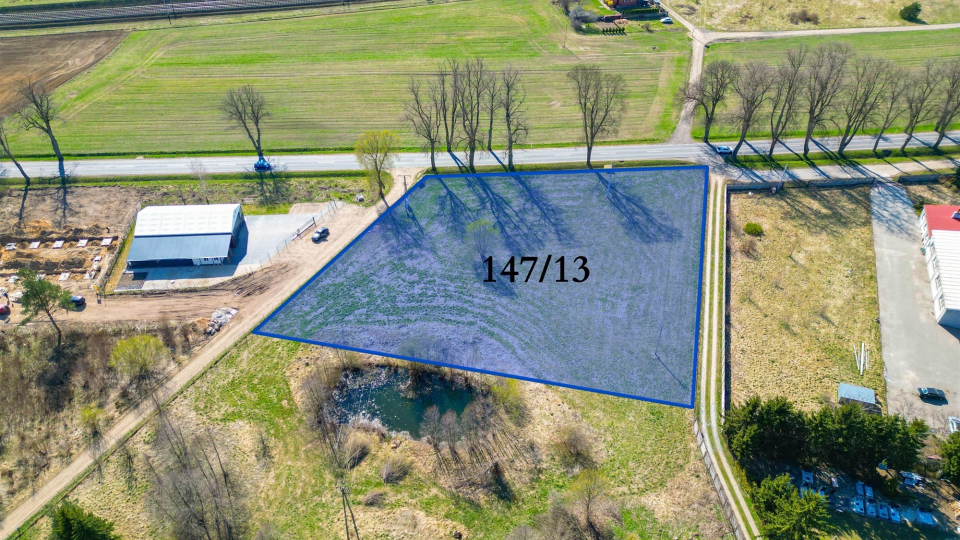 Działka na sprzedaż