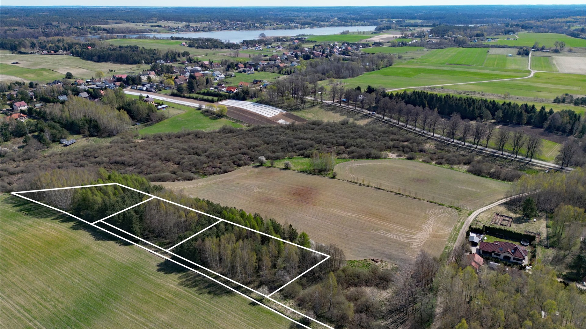 Działka na sprzedaż