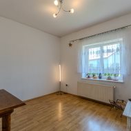 Dom na sprzedaż