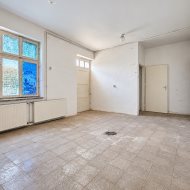 Lokal na sprzedaż